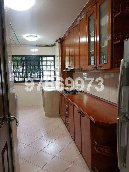 Serangoon Avenue 3 thumbnail photo